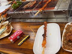 -哈尔滨小酒馆·鲜肉现穿自助烧烤(康新花园店)