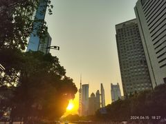 -陆家嘴空中步行连廊