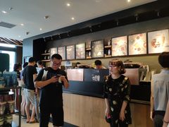 -星巴克臻选(莘庄仲盛店)