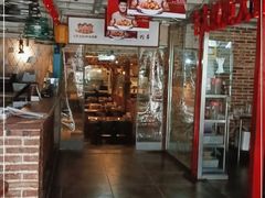大堂-三个大叔烤羊肉串·炭炉砂锅菜(西三旗店)
