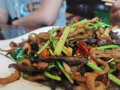 爆炒羊杂-哈啾嗨·新概念蒙餐(红星新城店)