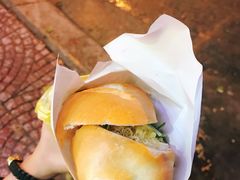 -Bánh Mì Huynh Hoa