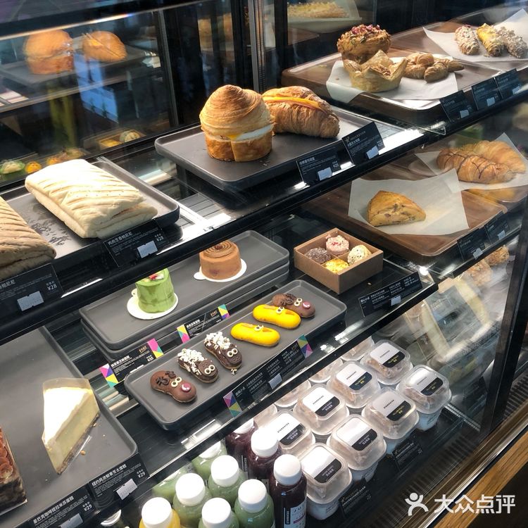 畅春园是北大周围一个比较有趣的，一个原他以前是颐和园