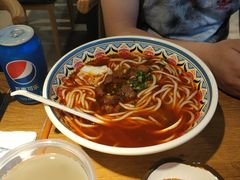 招牌香辣牛腩粉-鑫花溪牛肉米粉(人民广场店)