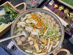 -鹊华居·地道鲁菜·海鲜·融合味(大明湖店)