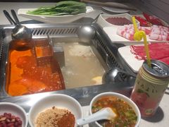 -海底捞火锅鲜切牛肉主题店(长寿路店)