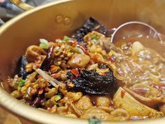 长沙臭豆腐肥肠锅-湘味淳(千禧街店)