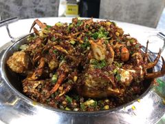 -凤凰路何眼镜香辣蟹(花果园店)