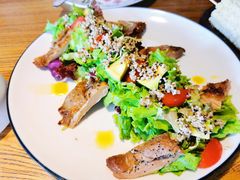 牛油果烤鸡藜麦沙拉-LYFATTI 莱芙缇(赣水路店)