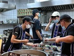 -云阿蛮云南生烫牛肉米线(奉贤路店)