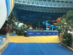 -青岛东方影都融创水世界