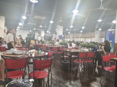 大堂-皖北巫氏三胖地锅鸡(长淮总店)