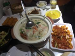 -新大咀港式茶餐厅(宝山万达店)