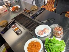 -马路牙子地桌烤肉(工体店)