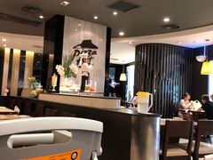 大堂-必胜客(百联又一城店)