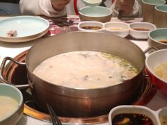 -洪氏嗨捞·猪肚鸡火锅(阳光天地店)