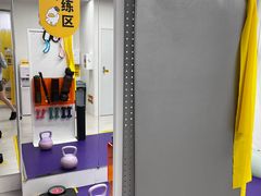 -发条鸭无人健身房(浦东北艾路店)