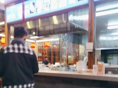 -亿诣蝎府炸酱面羊蝎子火锅(酷车小镇店)