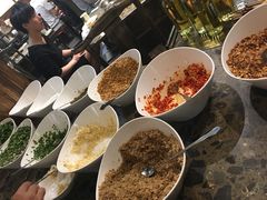 -肖肖酸萝卜鱼火锅(总店)