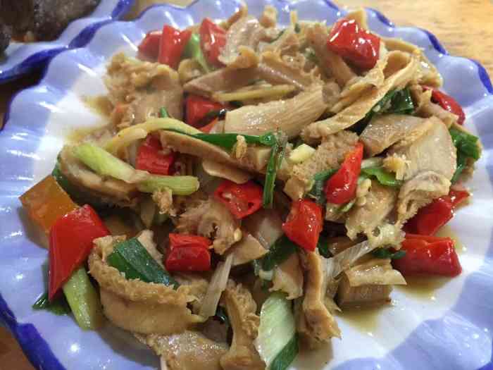 伊宏园(叶榆路店)-"#位置:位置很好找,在古城叶榆路,榆都影.