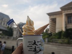 -东港音乐喷泉广场