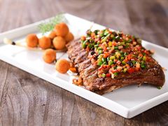 -北京王府井希尔顿酒店·万斯阁西餐厅