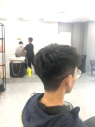 -藤野造型烫染接发