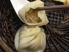 蟹粉汤包-曼曼汤包(建国西路店)