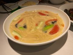浓汤煮鲜腐竹-汤城小厨•粤菜•靓汤(金宝街店)