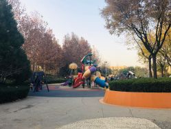 -酷酷兔少儿拓展天地