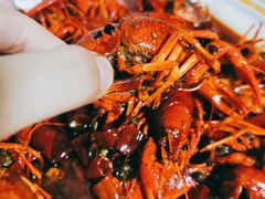 -扒虾小妹儿麻辣海鲜(宏图街店)