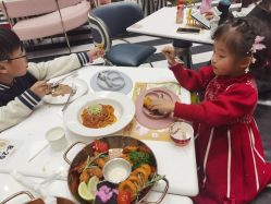 -奈尔宝家庭中心·亲子餐厅(鄞州万达店)