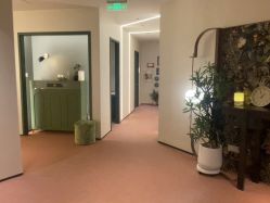 -香秀空间科技抗衰·美容中心