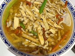 -鲁达面馆本帮风味(共康东路店)