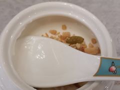 -汗腾格里·风味餐厅(新疆驻京办店)