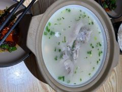 -叁煨蹄花·下饭盐帮菜(人民广场店)