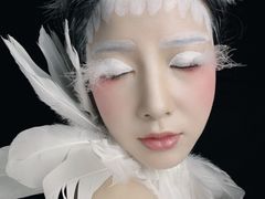 -金夫人化妆摄影职业培训学校