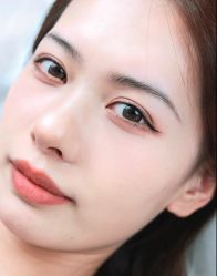 -林小西 · 专业半永久纹眉