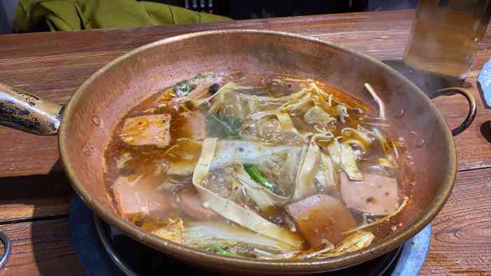 围炉铜瓢牛肉(桐柏路店)-"[薄荷]环境:是一个独立的小院,院内有.
