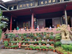 -峨眉山报国寺