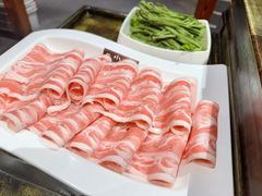 -宽板凳老灶火锅(台湾街店)