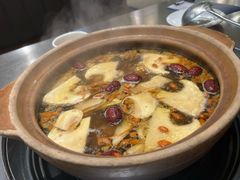 -胡须佬鸡煲四季火锅店(石厦西村直营店)