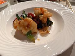 四川风味酱金腿玉簪虾球-嘉麟楼