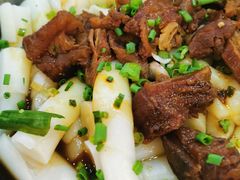 -牛一煲美食(江高店)