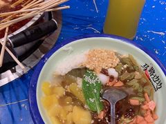 红糖冰粉-马路边边串串香(双井直营店)