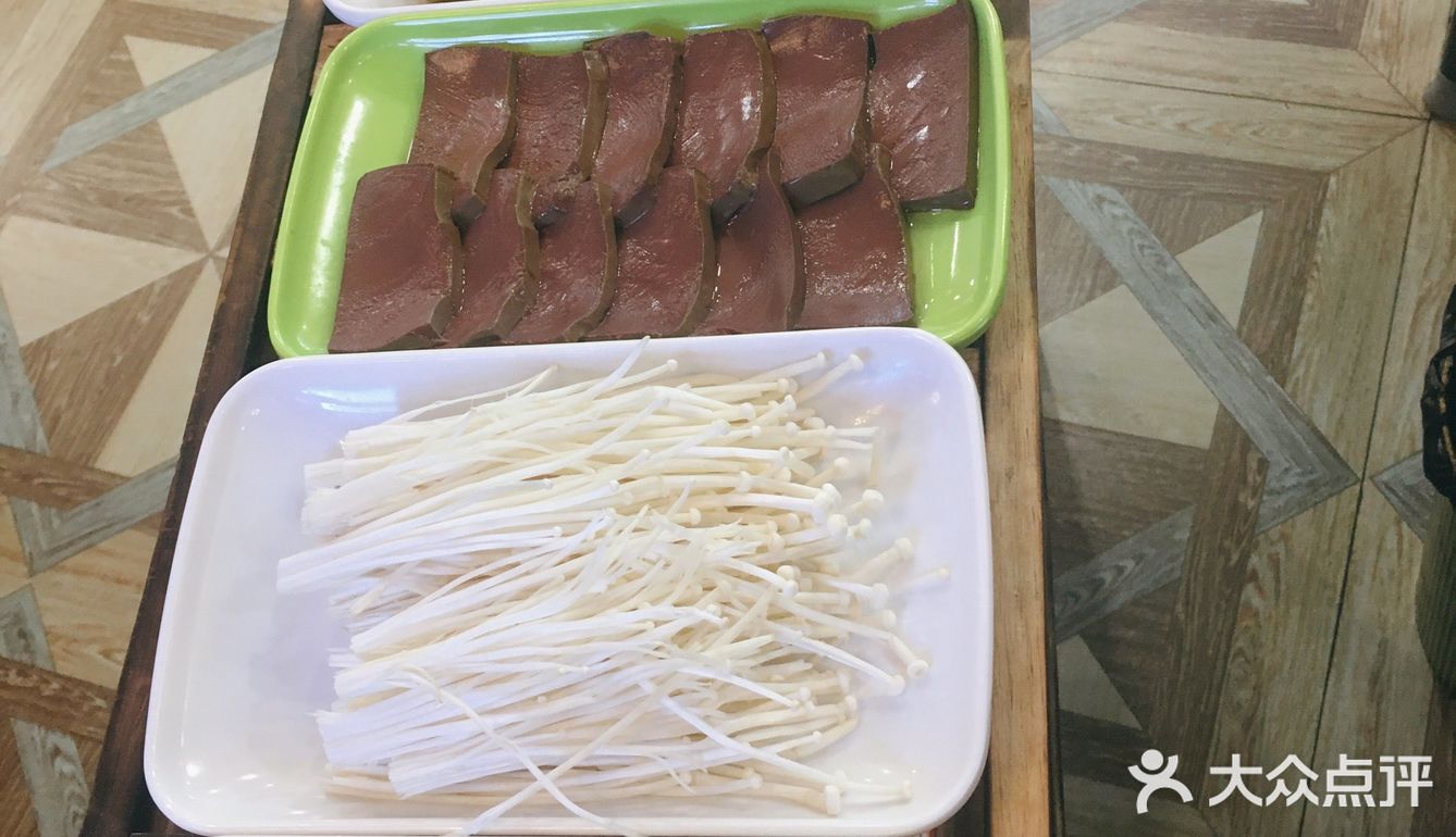 菜品量大，位置好找