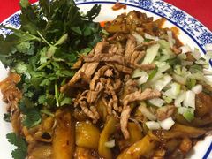 老干妈烧茄子-夕阳红小吃(中街大悦城店)