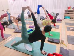 -玛尼瑜伽·普拉提