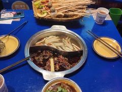 -马路边边火锅串串(观前街店)
