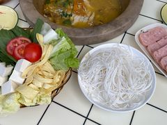 -云南野生菌石锅鱼石锅鸡(大金塔店)